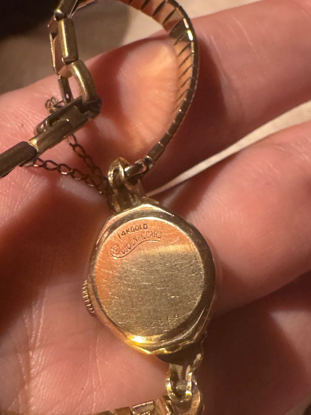 Vintage Lucien Piccard 14K Gold Ladies Cocktail Watch & Heart-Shaped Gold Box - Picture 6 of 9